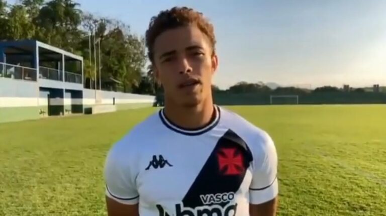 Sub Figueiredo Comemora Vit Ria Do Vasco E Gol Sobre O Corinthians