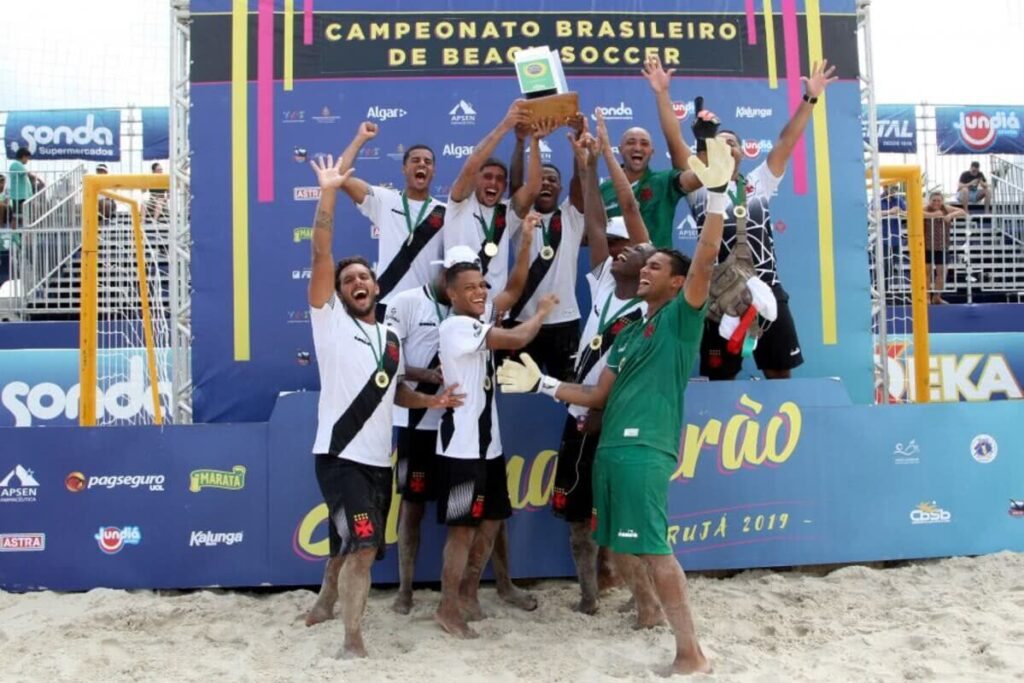 Beach Soccer Do Vasco Arrecadou R 20 Mil Dos R 130 Mil Previstos Para