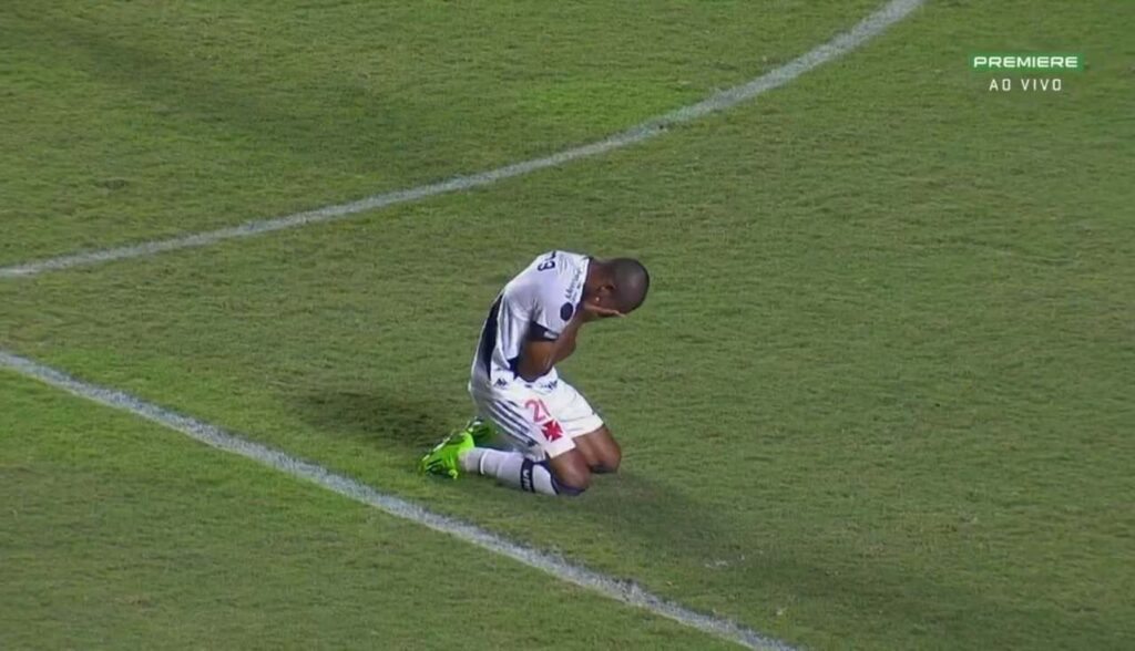 Vídeo mostra a emoção de Eguinaldo após marcar seu 1º gol pelo Vasco