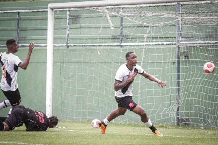 Conhe A Luiz Gustavo Zagueiro Que Pode Estrear Pelo Vasco No