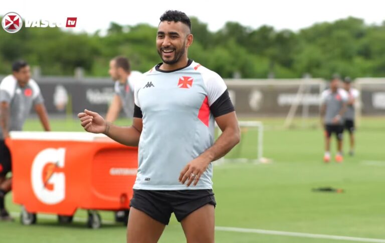 Payet Aparece Visivelmente Bem No Treino Desta Sexta Feira Veja