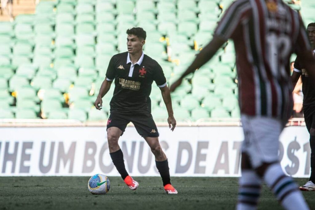 Veja Quais Jogadores Em Fim De Contrato T M Chances De Ficar No Vasco