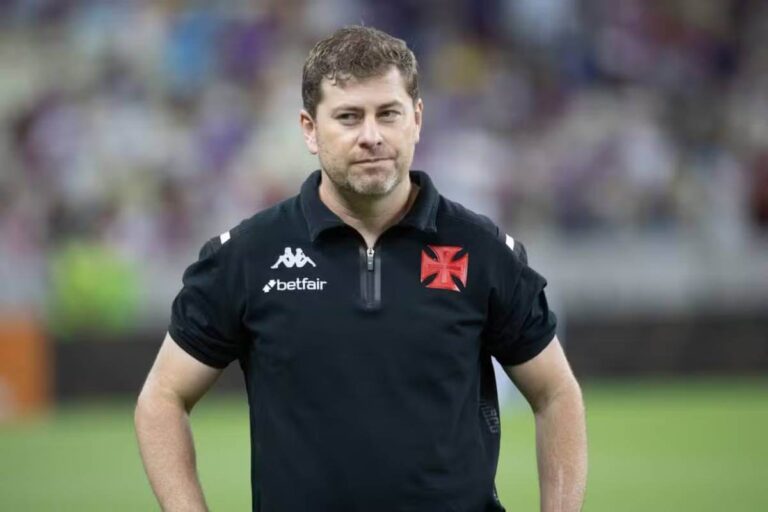 Retrospecto do Vasco após longos períodos sem jogos não anima veja