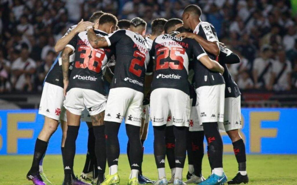 Vasco Se Despede De S O Janu Rio Em Contra O Atl Tico Mg Veja