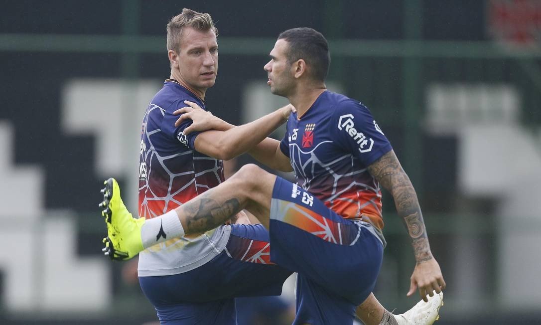 Maxi López e Leandro Castan