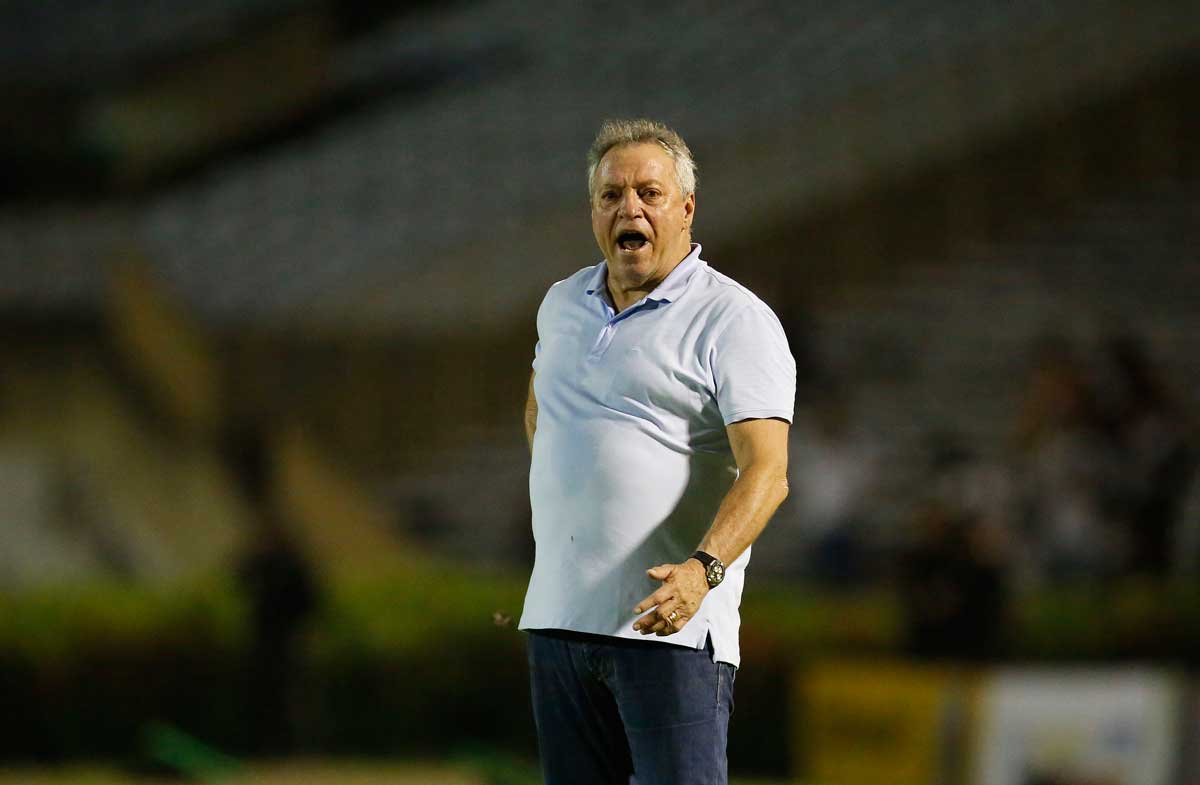 Abel Braga não tem feito um bom trabalho no Vasco