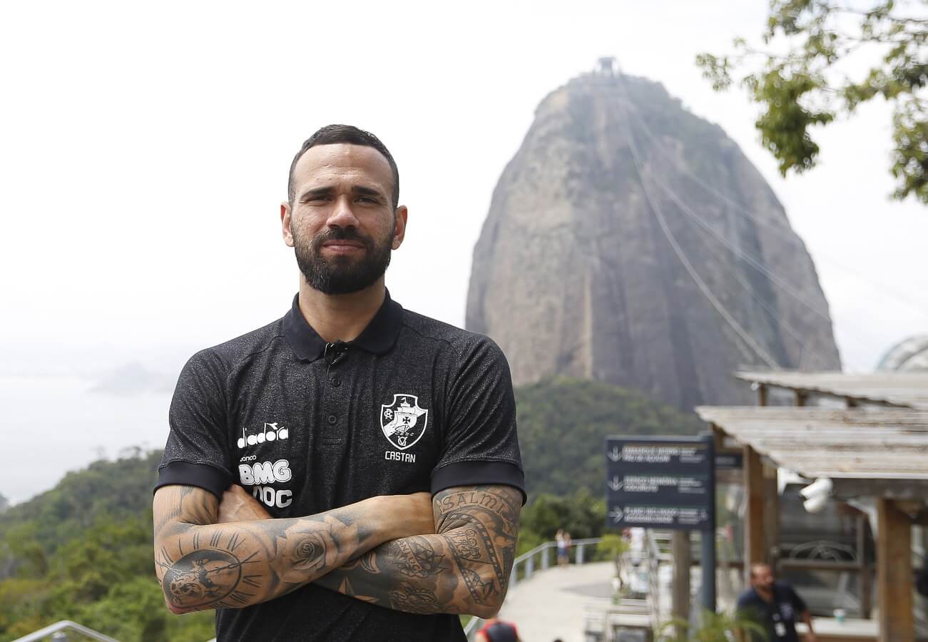 Leandro Castan passeia no Pão de Açúcar