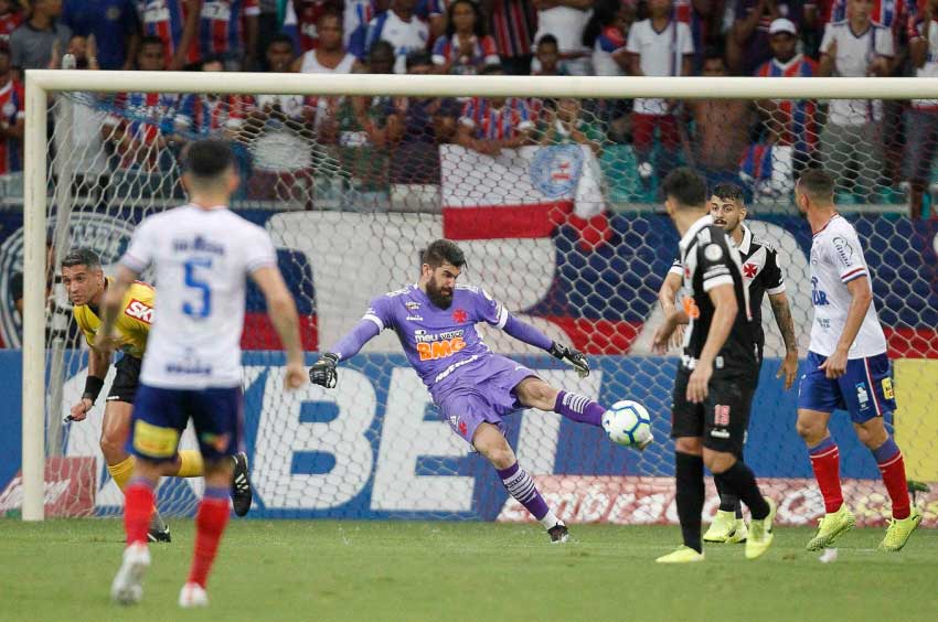 Fernando Miguel é o titular da meta do Vasco desde o fim de 2018