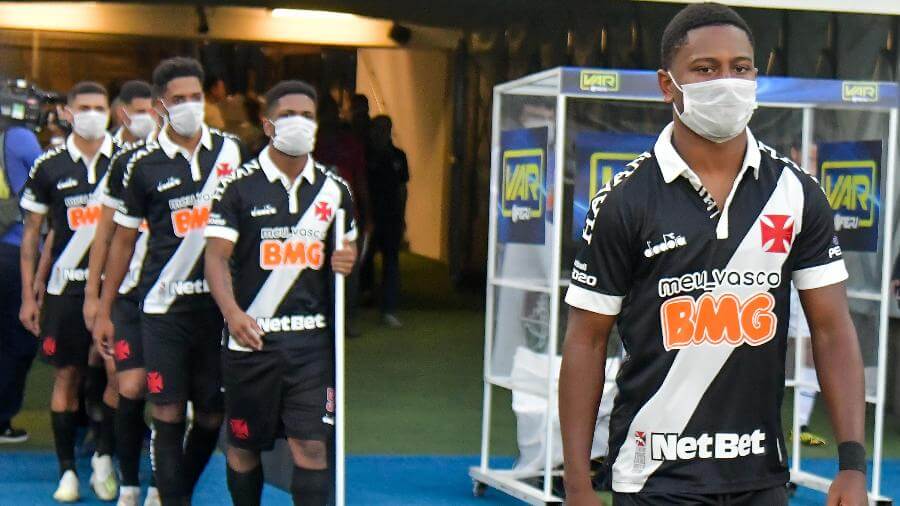 Jogadores do Vasco em campo pelo Carioca