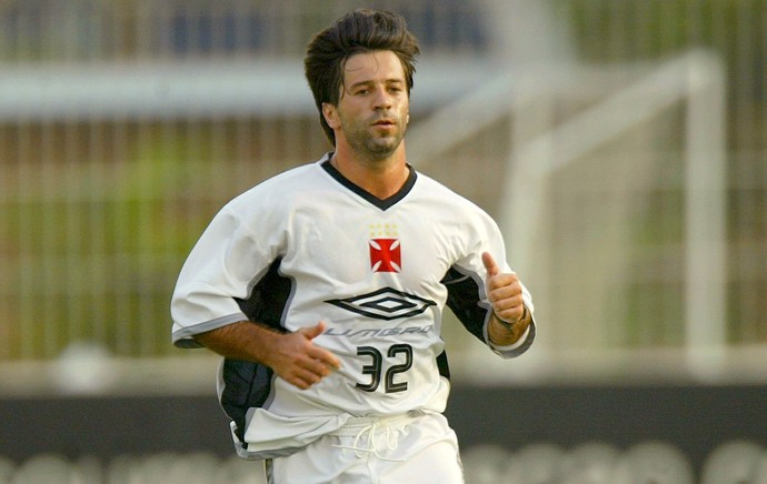 Dominguez no treino do Vasco em 2005