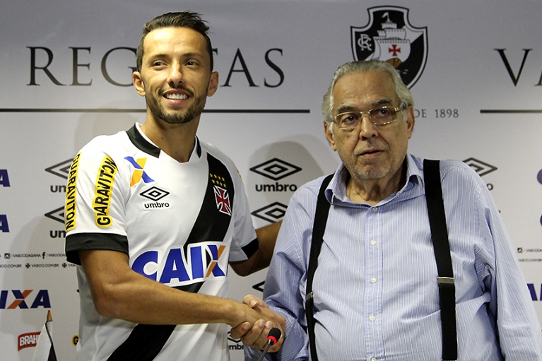 Nenê receberá R$ 220 mil no Vasco Nenê receberá R$ 220 mil no Vasco