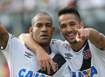 Luan e Rodrigo marcaram contra o Bangu