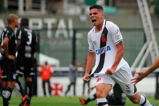 Paulinho brilhou no Vasco