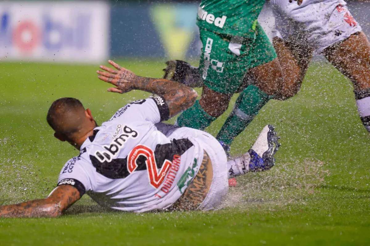 Quintero durante o jogo contra a Chapecoense