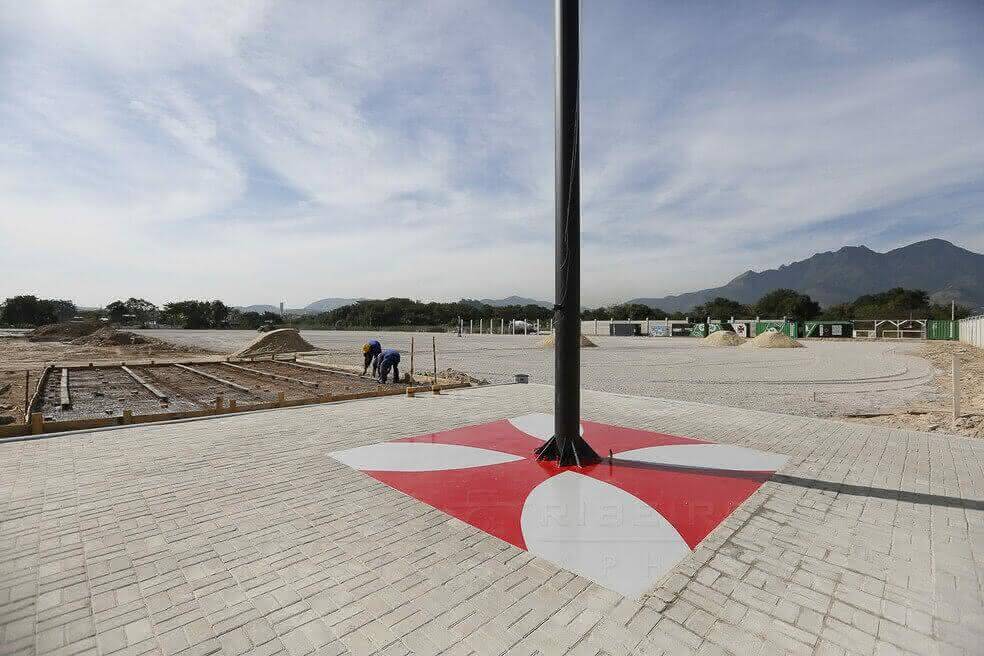 Praça da bandeira do Novo CT