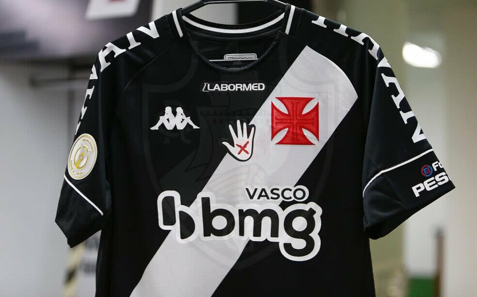Camisa do Vasco com símbolo da campanha