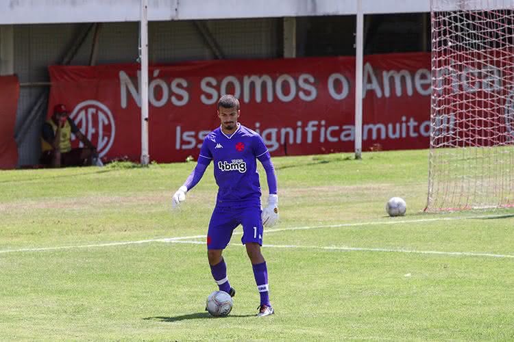 Goleiro Cadu estreou pelo Sub-20 do Vasco