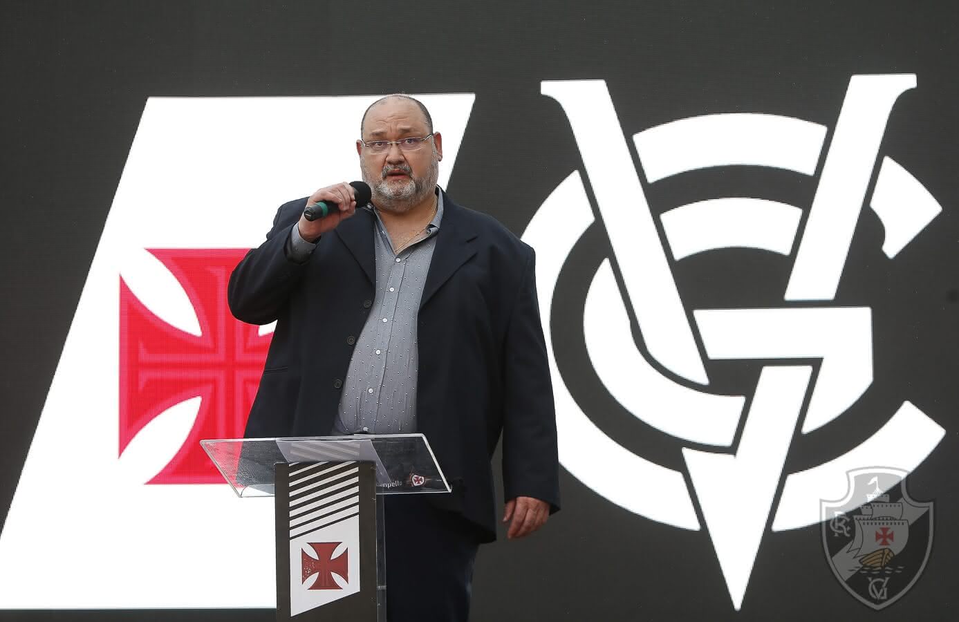 Marcos Macêdo discursa na inauguração do Colégio Vasco da Gama