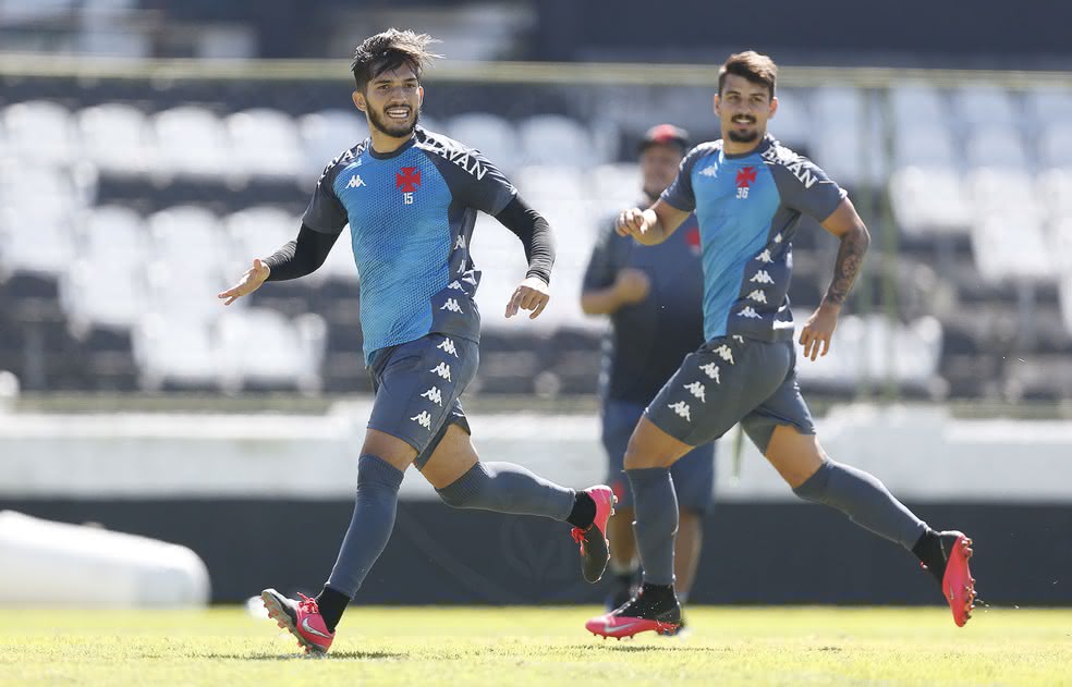 Andrey e Ricardo Graça em treino do Vasco