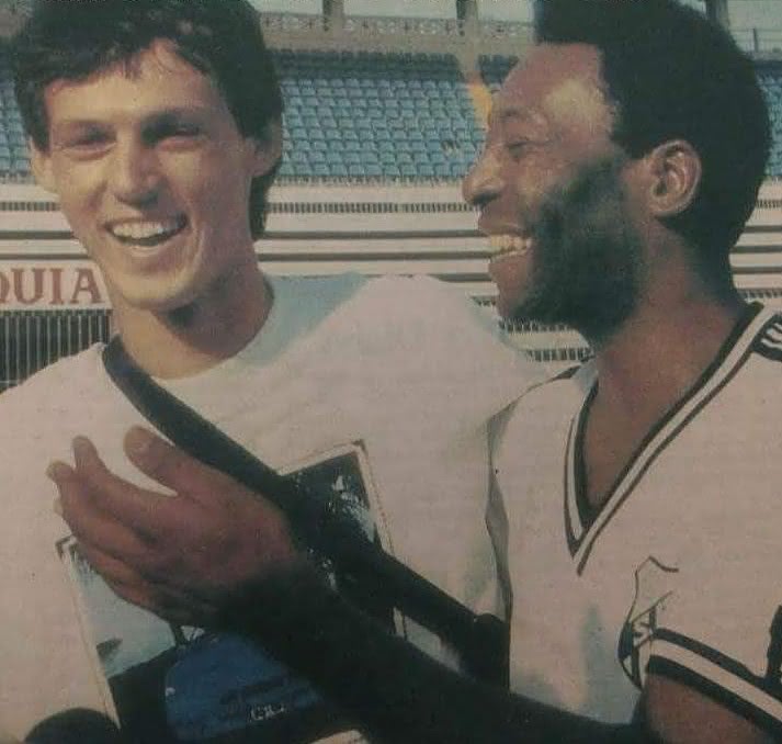 Sorato e Pelé em São Januário em 1990