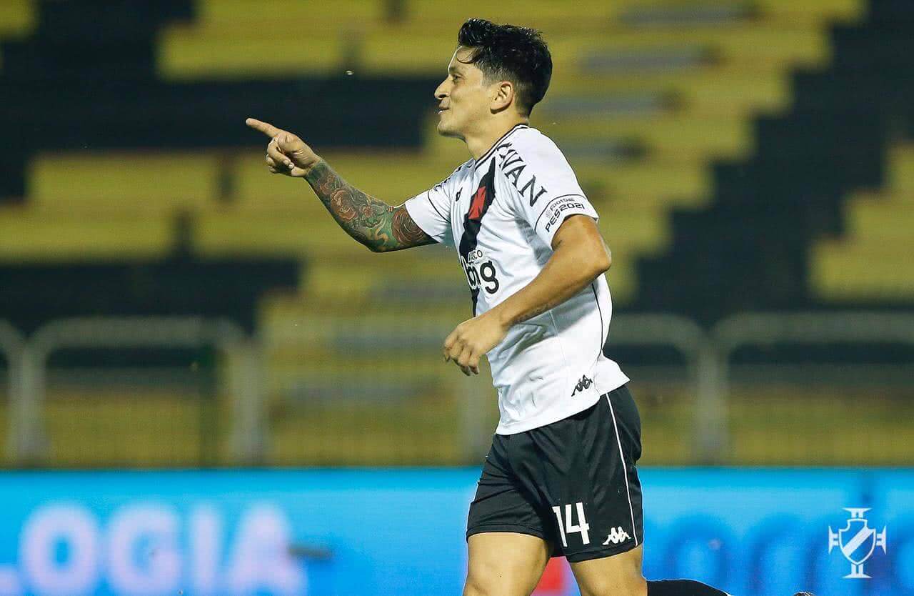 Germán Cano comemorando gol contra o Fluminense