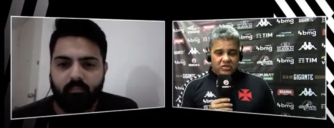 Raphael Fernandes, repórter do Vasco Notícias, e Marcelo Cabo em coletiva na Vasco TV