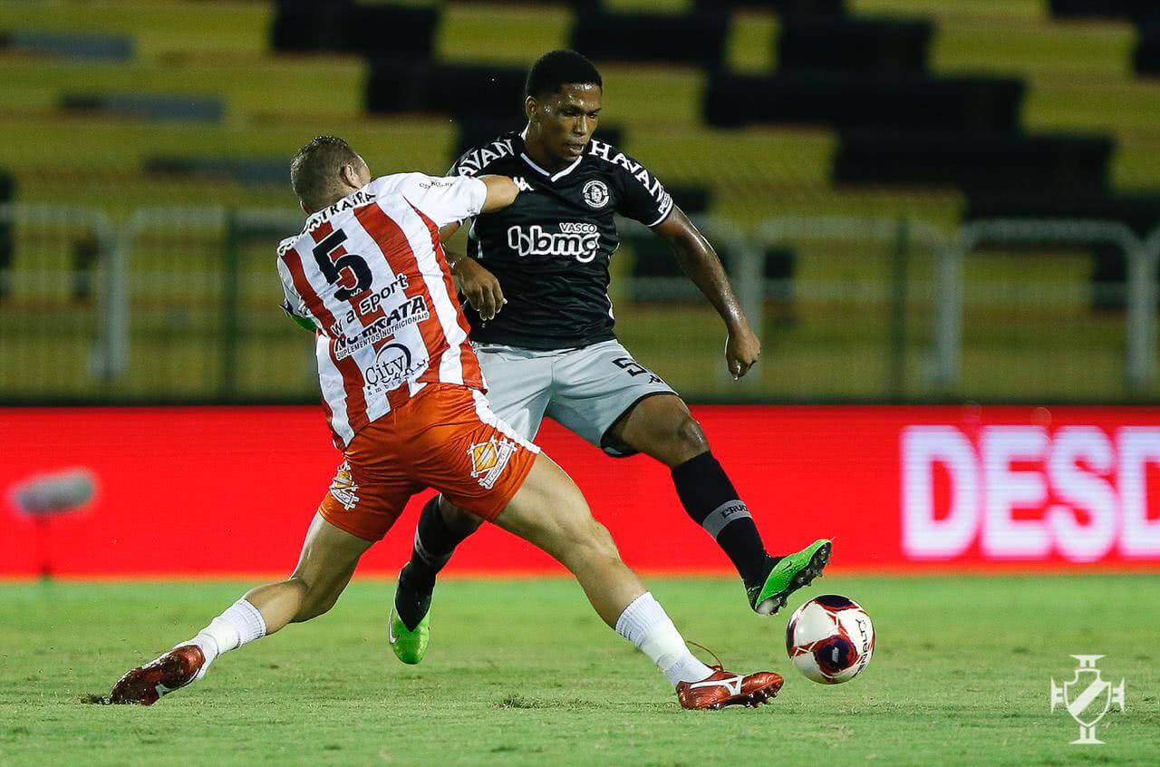 Juninho durante o jogo contra o Bangu