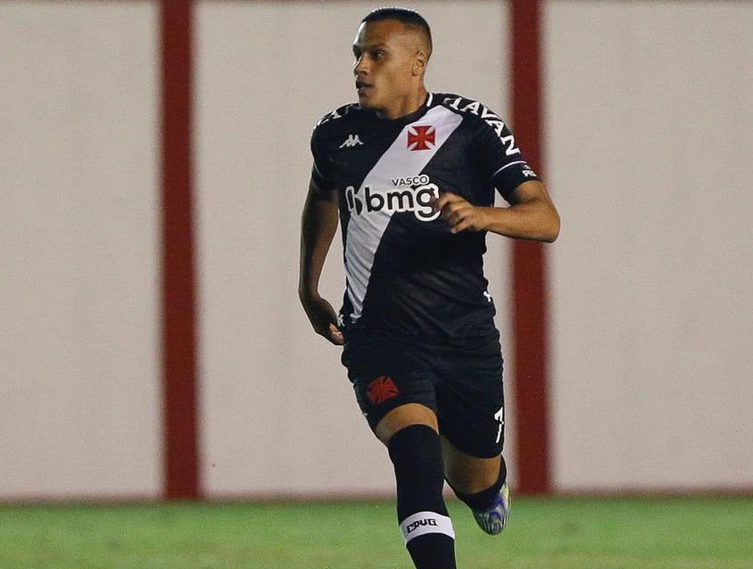 Léo Jabá estreou pelo Vasco contra o Tombense