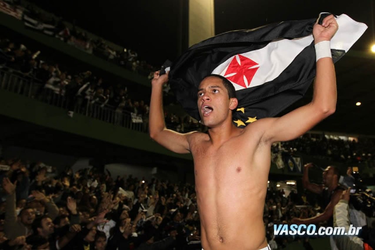 Rômulo conquistou a Copa do Brasil de 2011 pelo Vasco
