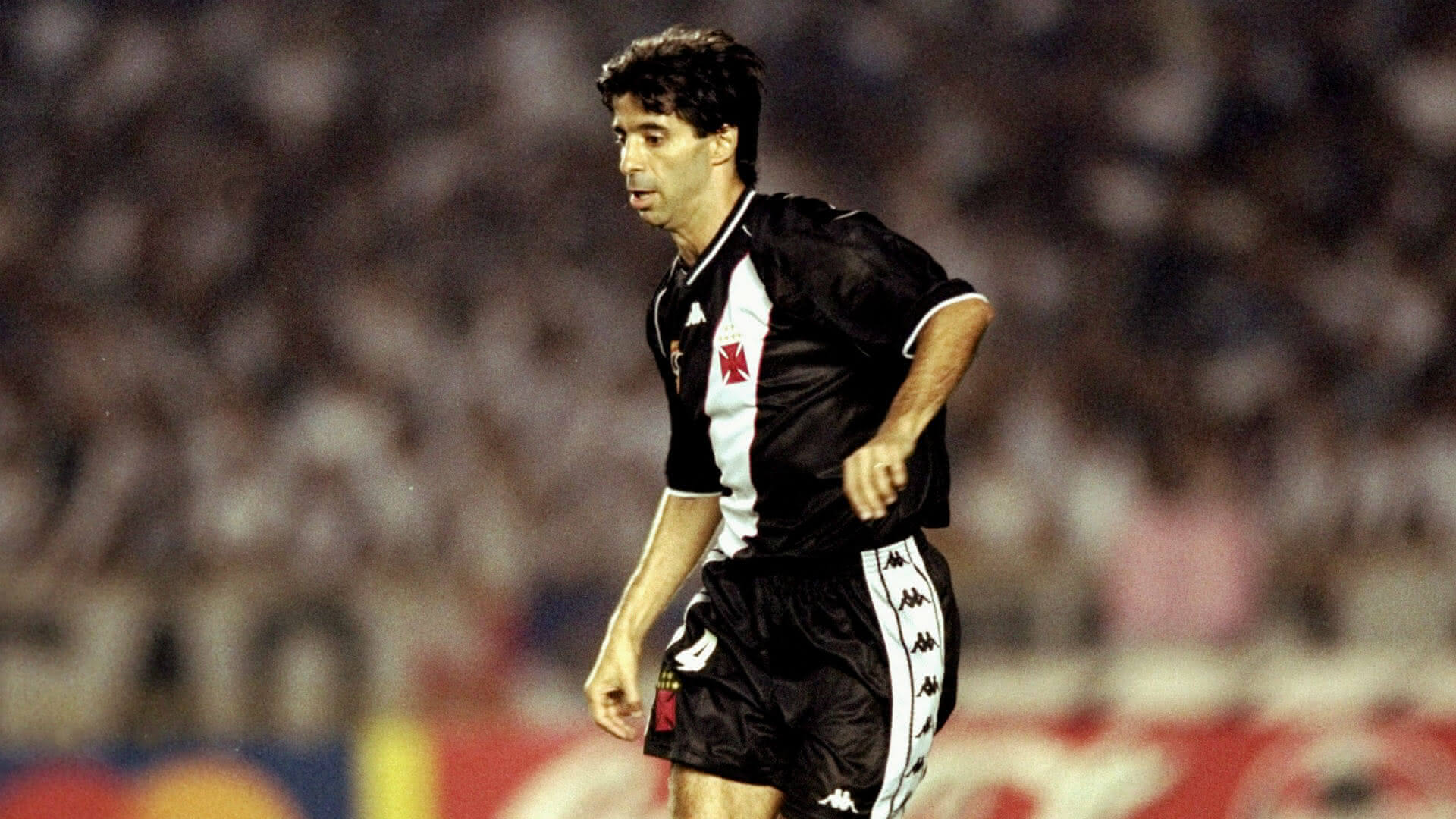 Mauro Galvão defendeu o Vasco entre 1997 e 2000