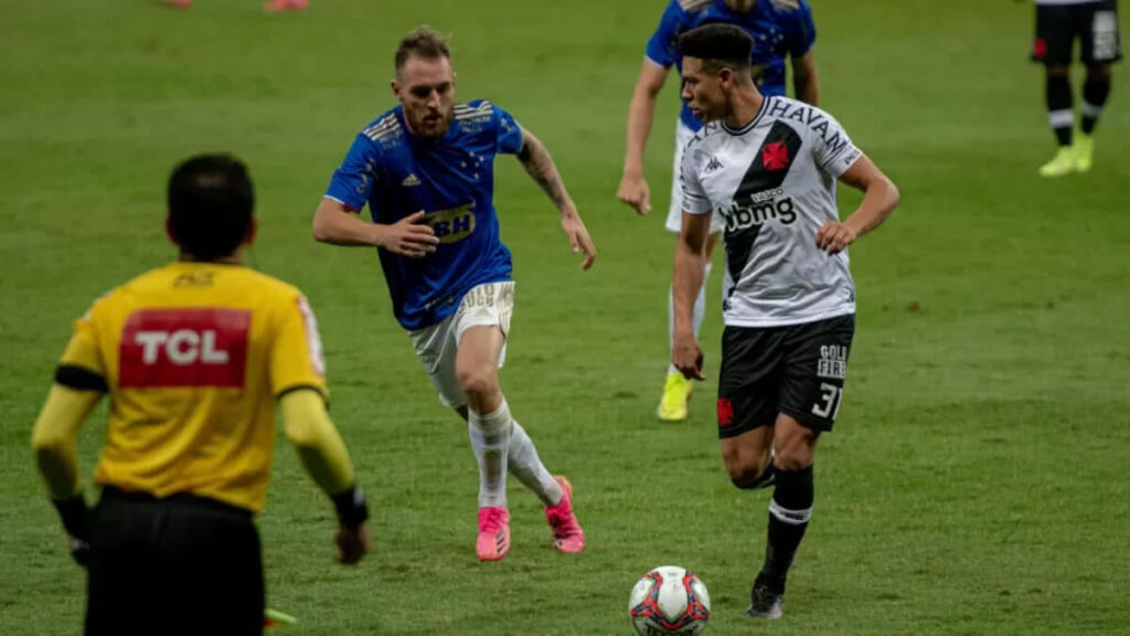 Marquinhos Gabriel em jogo contra o Cruzeiro