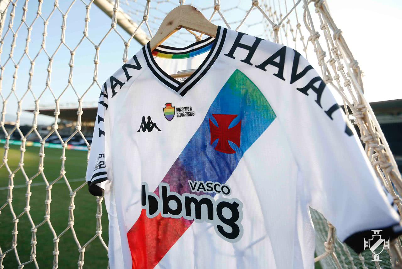 Vasco lançou camisa em apoio à causa LGBTQIA+