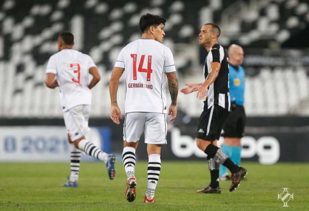 Germán Cano durante o jogo contra o Botafog