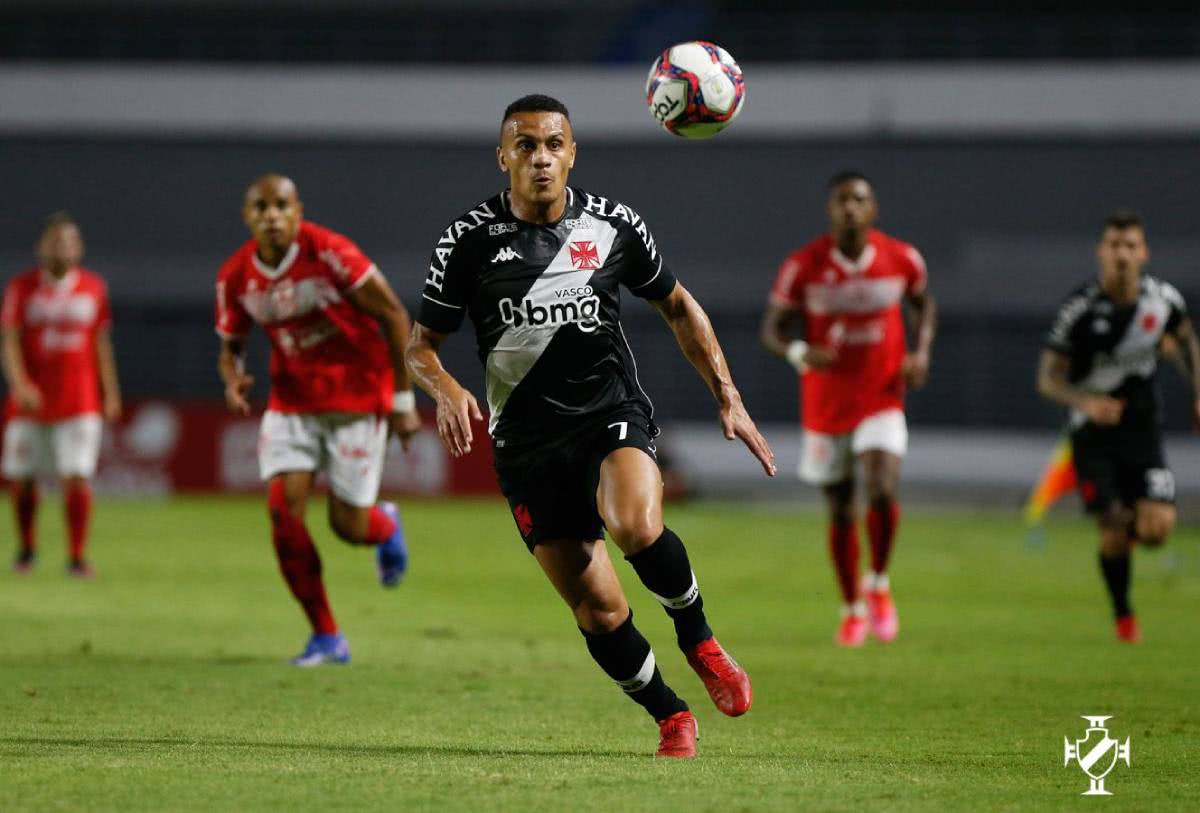 Léo Jabá durante o jogo contra o CRB