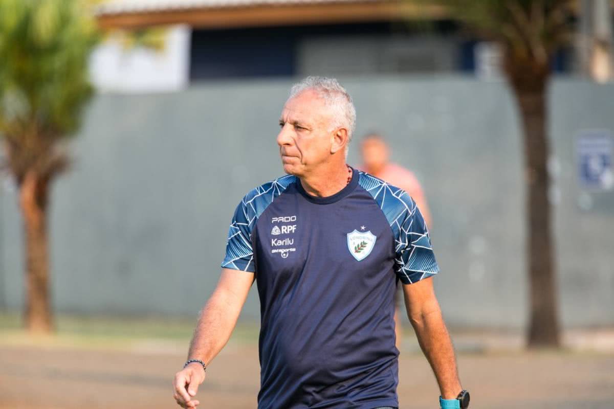 Márcio Fernandes, técnico do Londrina