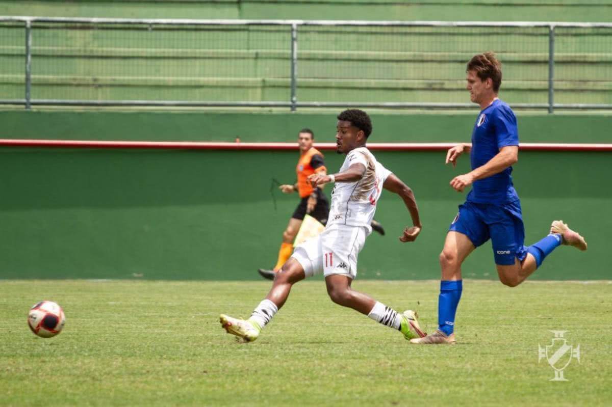 Marcos Dias durante o jogo contra o Barra da Tijuca