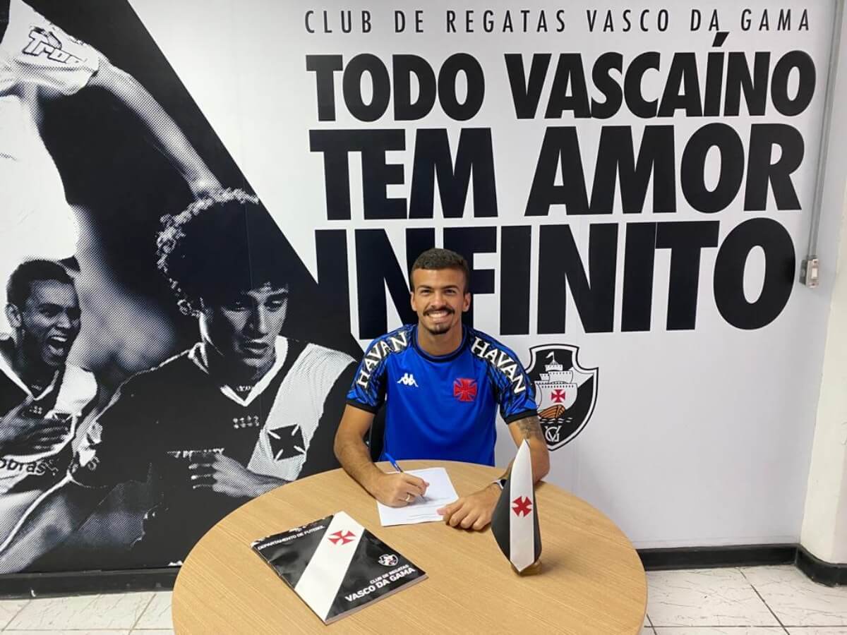 Cadu Neves renova com o Vasco até dezembro de 2024