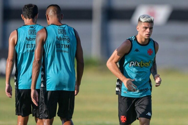 Vasco Divulga Trechos Do Treino De Quarta-feira No CT Moacyr Barbosa ...