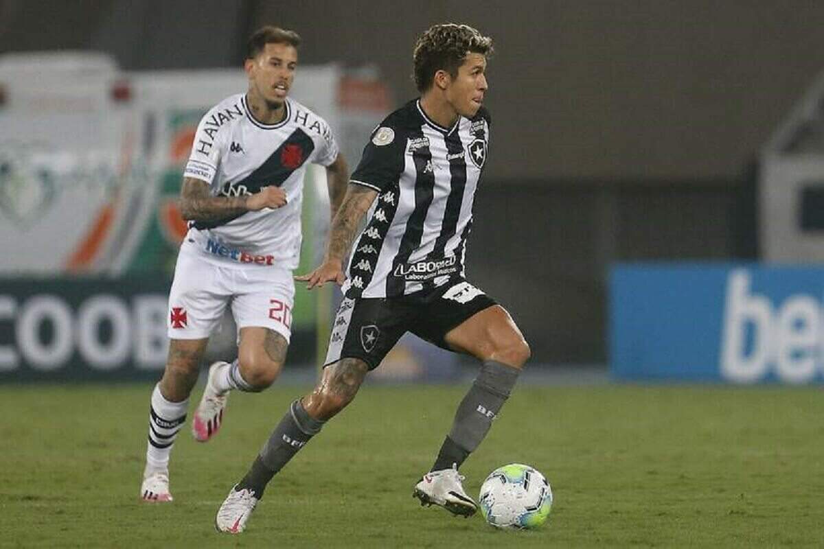 Bruno Nazário em ação pelo Botafogo contra o Vasco