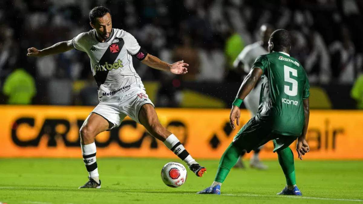 Nenê durante o jogo contra o Boavista