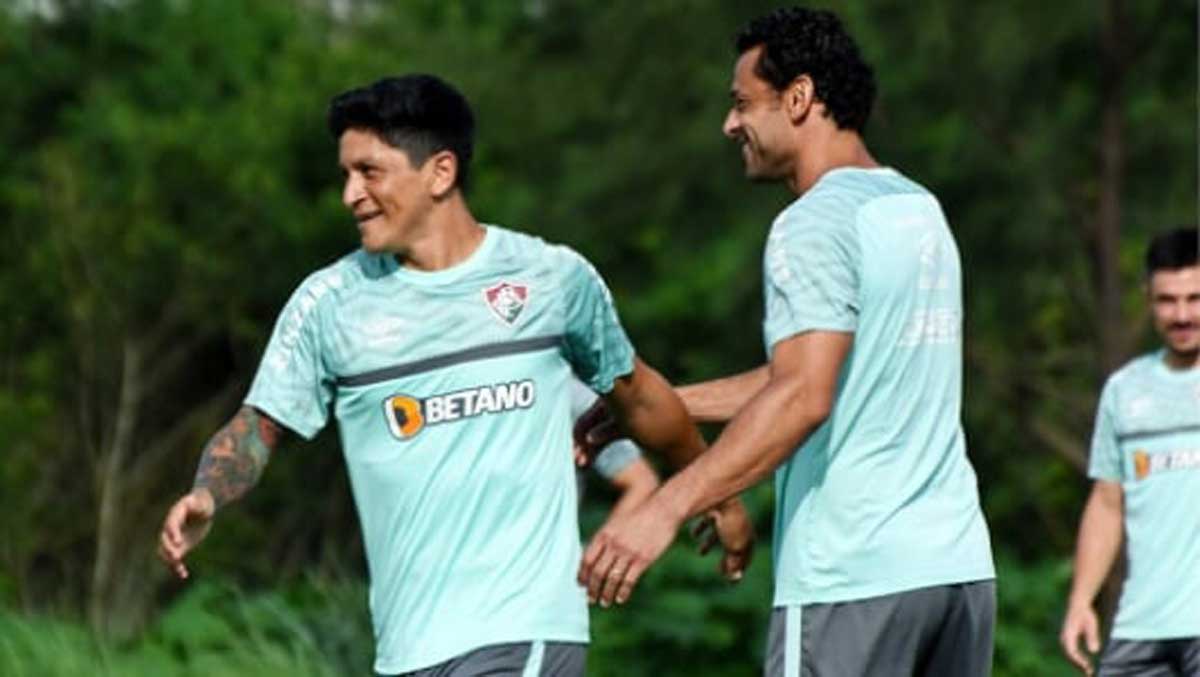 Cano e Fred em treino do Fluminense