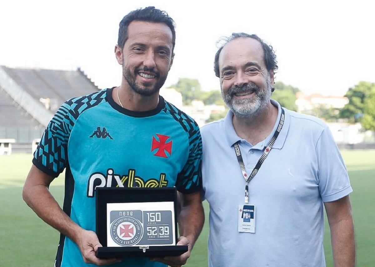 Nenê e Carlos Osório em São Januário