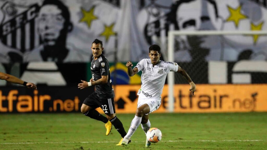 Raniel jogando pelo Santos