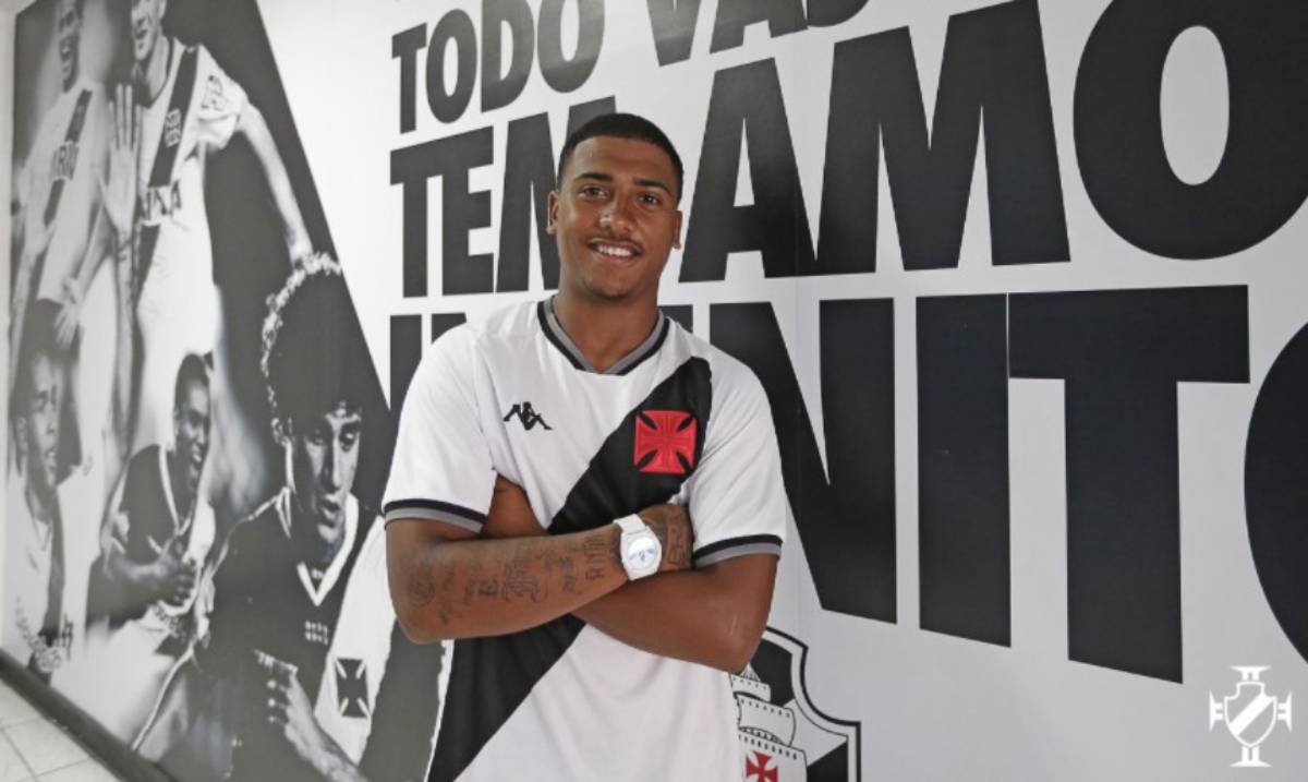 Juan renovou com o Vasco até dezembro de 2024