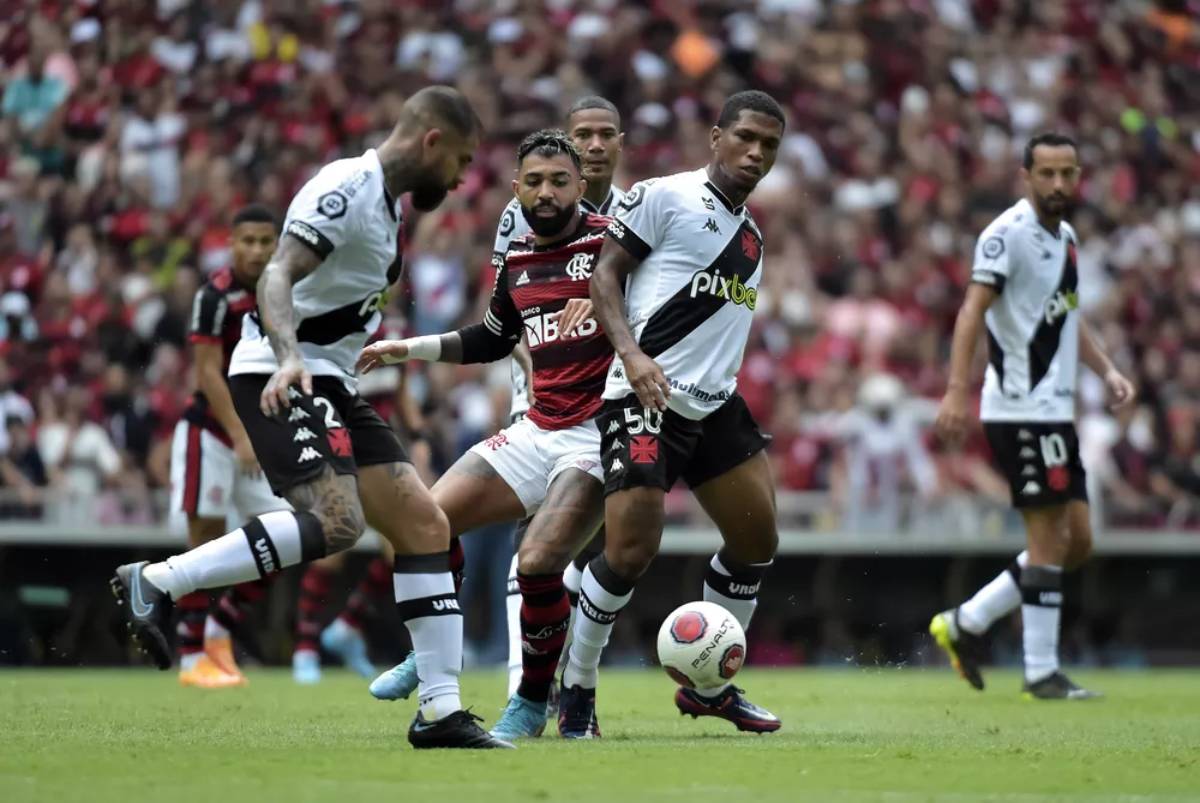 Juninho durante o jogo contra o Flamengo