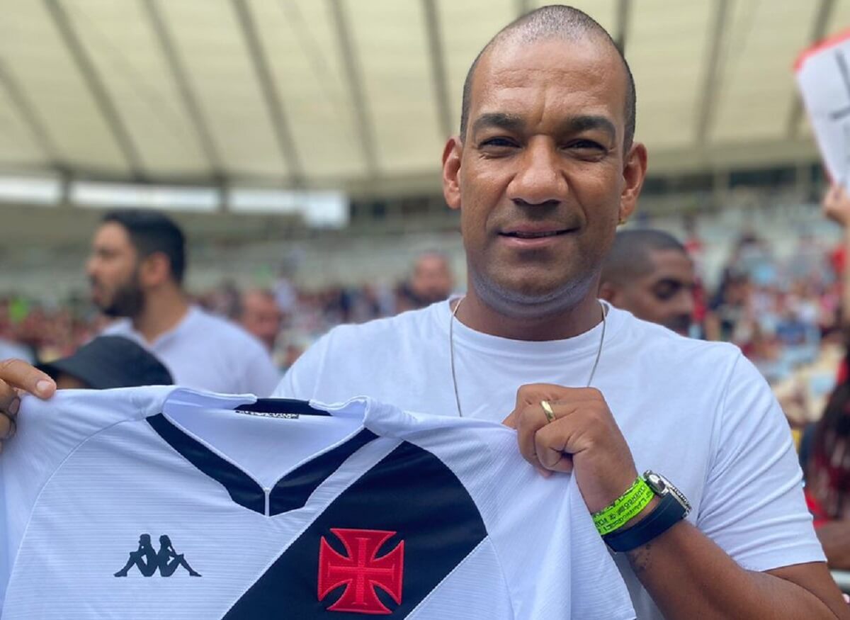 Rodrigo, ex-zagueiro do Vasco, no Maracanã