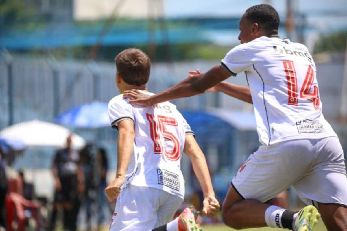 Vasco vence o Madureira pela Copa Olaria Renovado Sub-16