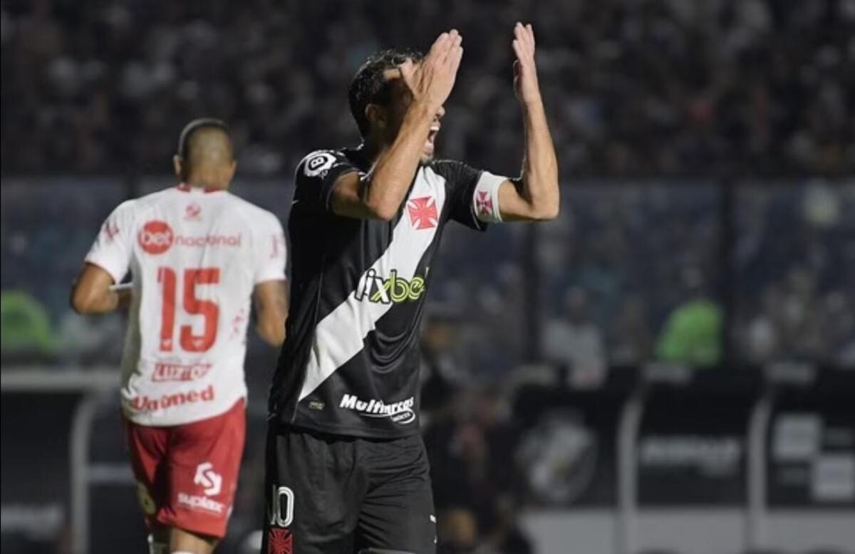 Nenê durante Vasco 1 x 1 Vila Nova pela Série B 2022