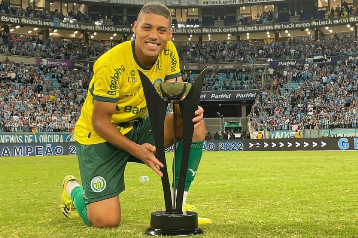 Conquista individual de Erick no Campeonato Gaúcho 2022 pelo Ypiranga