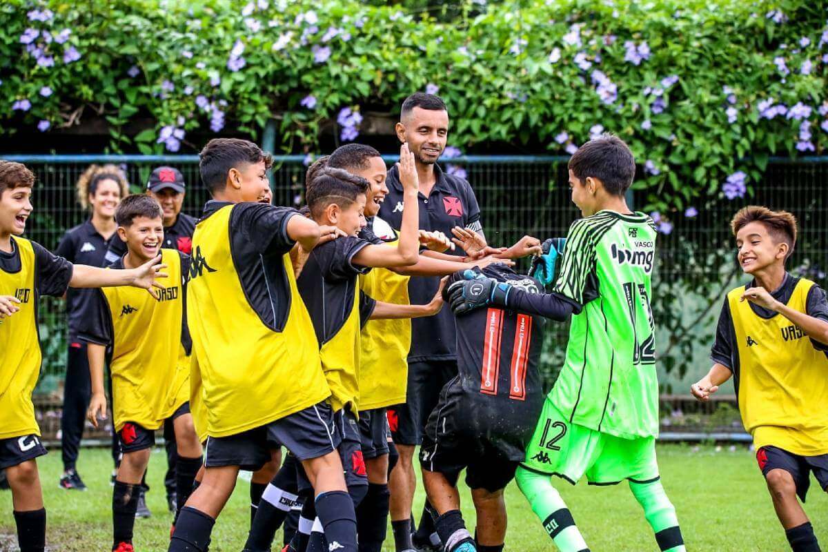 Meninos da base do Vasco